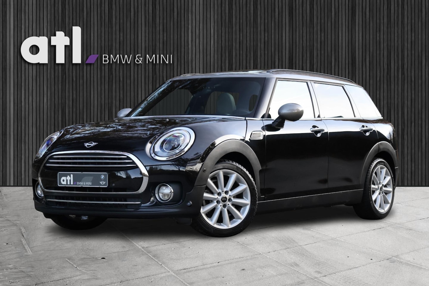 MINI Clubman - Mini 1.5 Cooper Chili Leder | HUD | Pano | Harman Kardon | Adap LED | Keyless | Elektr sto - AutoWereld.nl