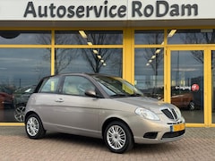 Lancia Y(psilon) - Ypsilon 1.4 Oro