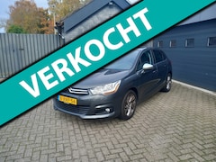 Citroën C4 - 1.2 PureTech Collection, Climate control, Cruise control, Navi, Parking system, Trekhaak