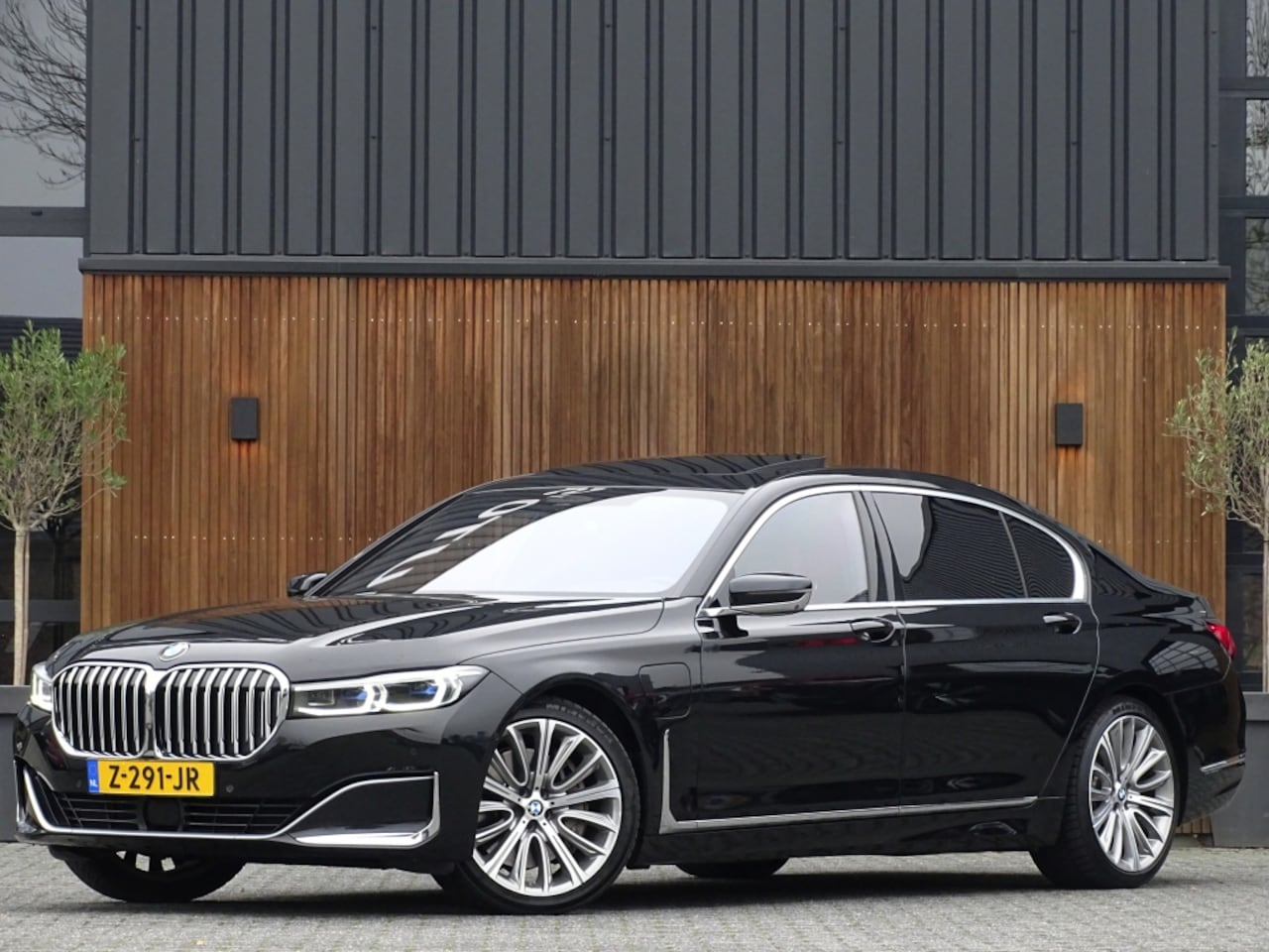 BMW 7-serie - 745Le 394PK VIP LANG / High Executive / M-Individual / Laser - AutoWereld.nl