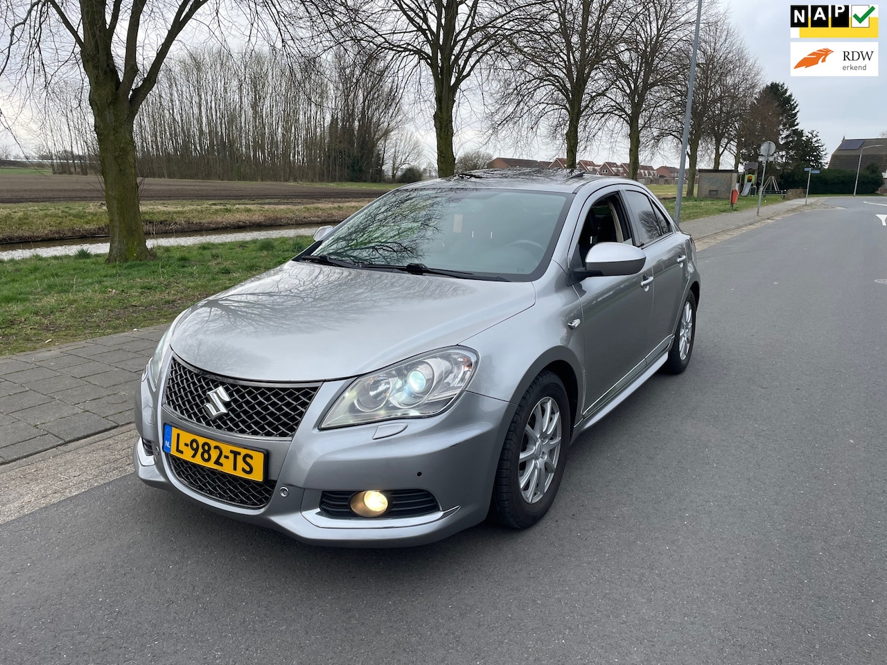 Suzuki Kizashi - 2.4 Sport LEDER/CLIMA/CRUISE/FULL - AutoWereld.nl