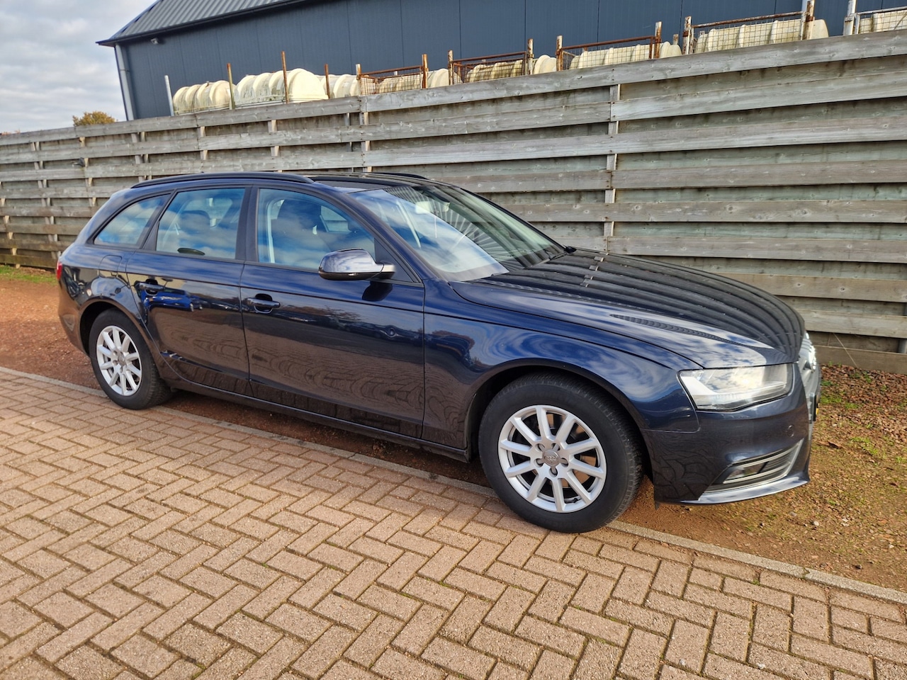 Audi A4 Avant - 1.8 TFSI Pro Line Business Automaat Navigatie - AutoWereld.nl