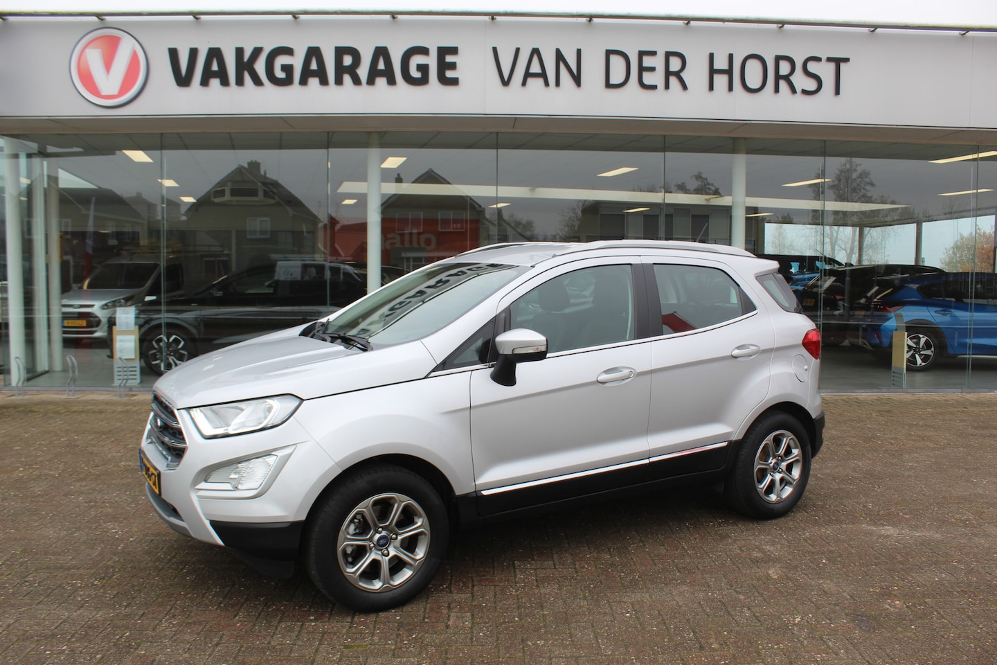 Ford EcoSport - 1.0 EcoBoost Titanium 1.0 EcoBoost Titanium , 125pk Hoge zit , slechts 39899km Climate control , Trekhaak , Navi - AutoWereld.nl