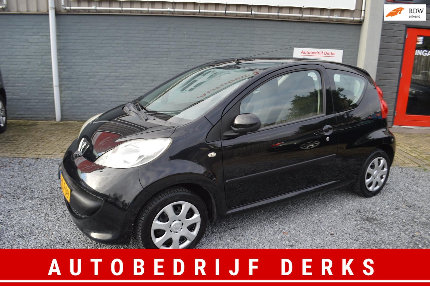 Peugeot 107 - 1.0-12V XR Airco Stuurbekrachtiging Jaar garantie - AutoWereld.nl
