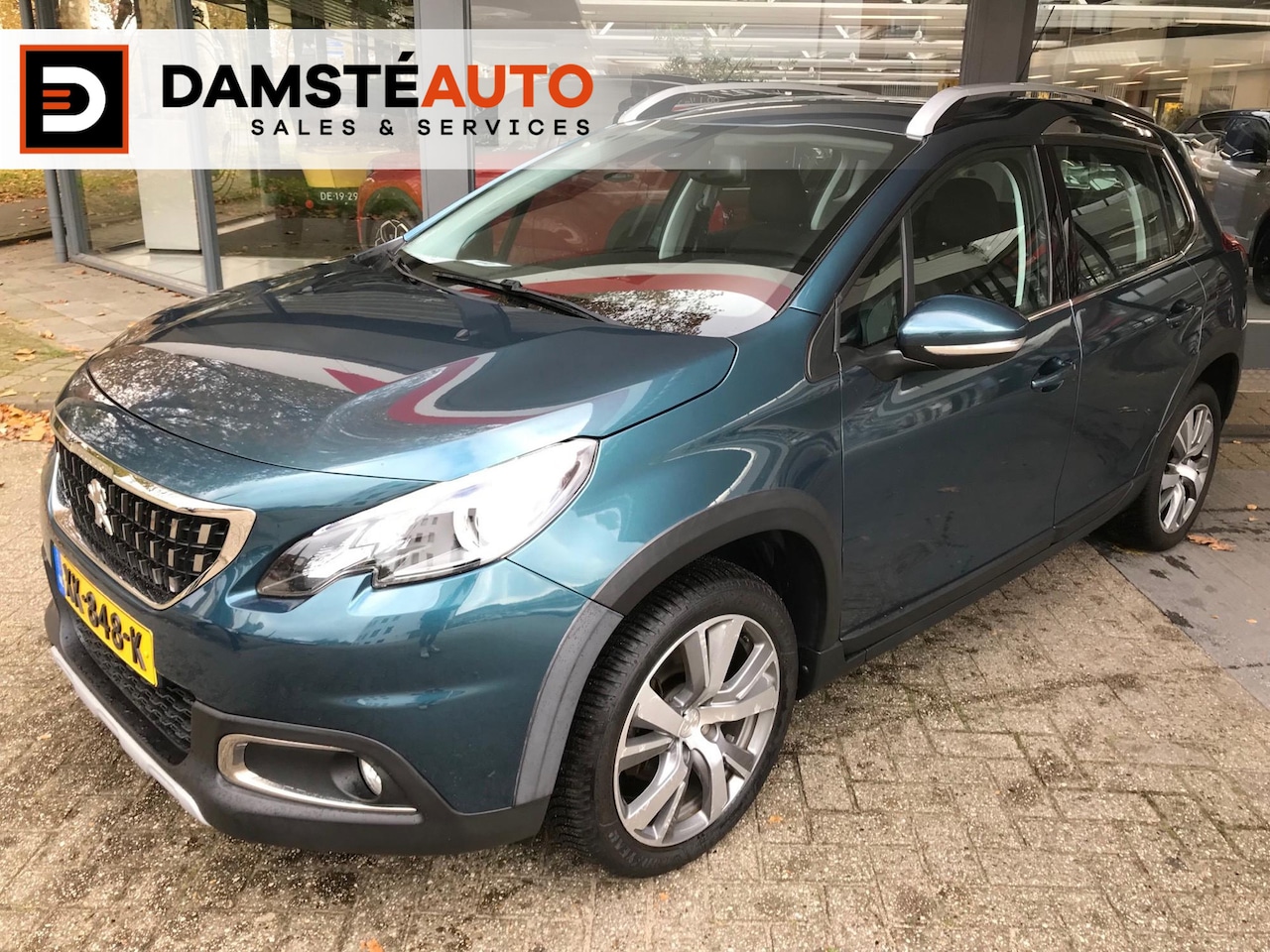 Peugeot 2008 - Allure PureTech 110pk EAT6 │ Automaat │ Grip Control │ 17" lichtmetalen velgen - AutoWereld.nl