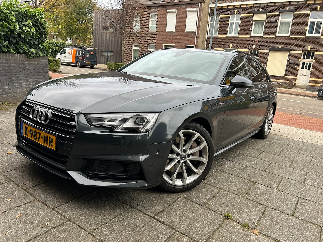 Audi A4 Avant - 2.0 TFSI quattro Sport S line Edition - AutoWereld.nl