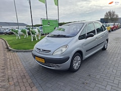 Citroën Xsara Picasso - 2.0i-16V Différence 2 / AUTOMAAT / APK t/m oktober 2026