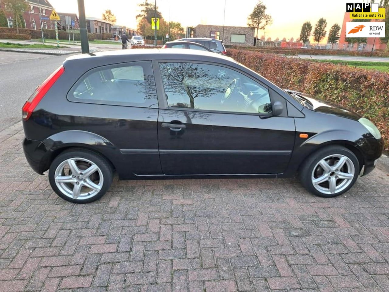 Ford Fiesta - 1.4-16V Futura Airco - AutoWereld.nl