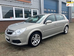 Opel Signum - 2.0 Turbo Executive 175 PK