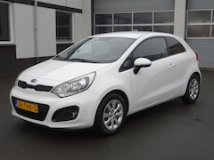 Kia Rio - 1.2 CVVT Plus Pack Airco, elektrische ramen, centrale vergrendeling, enz