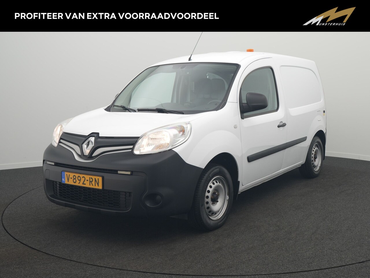 Renault Kangoo - dCi 90 Energy Comfort - Complete Kastinrichting! - Trekhaak - Achteruitrijcamera - Cruise - AutoWereld.nl