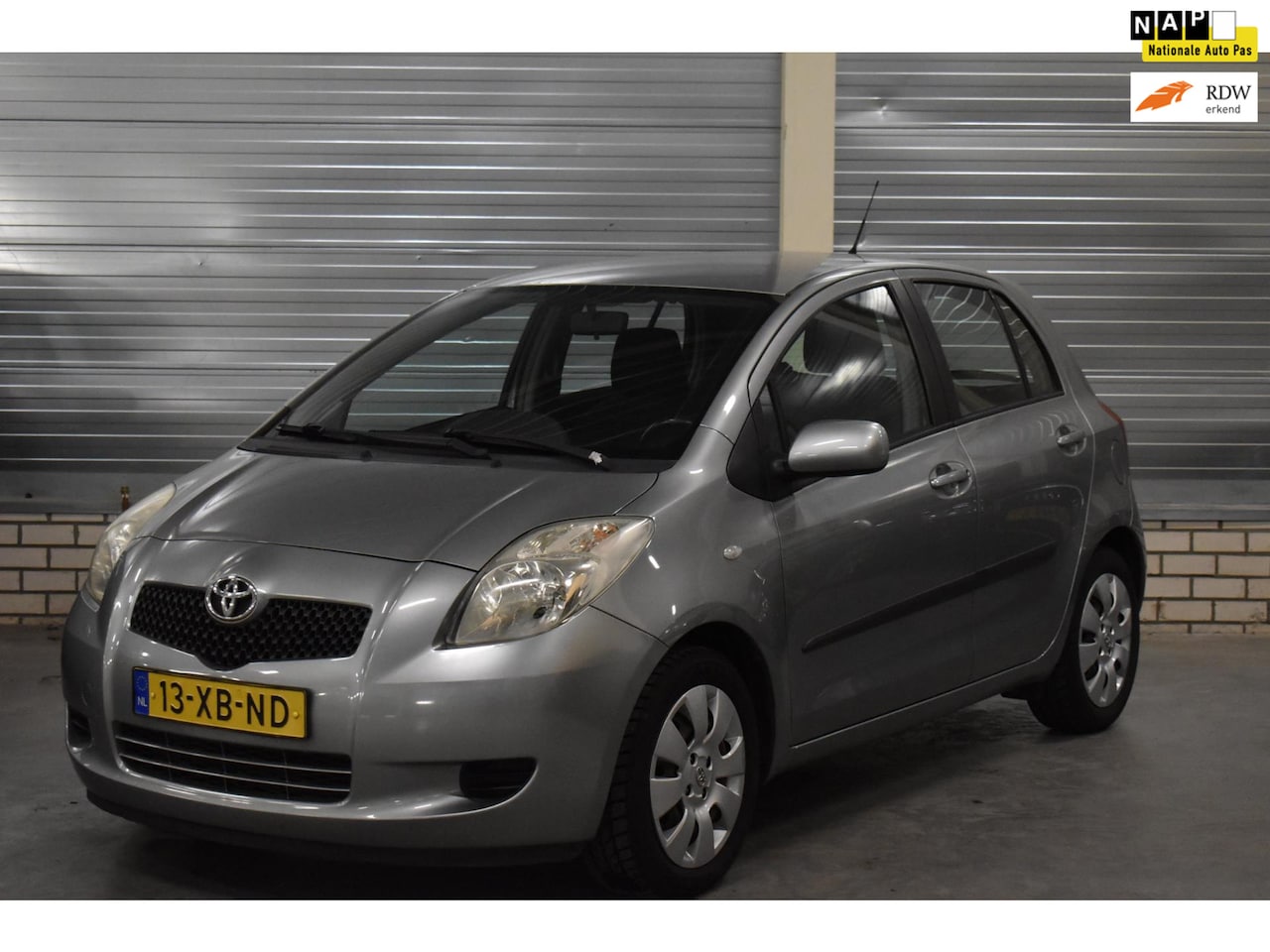Toyota Yaris - 1.3 VVTi Sol MMT Automaat - AutoWereld.nl