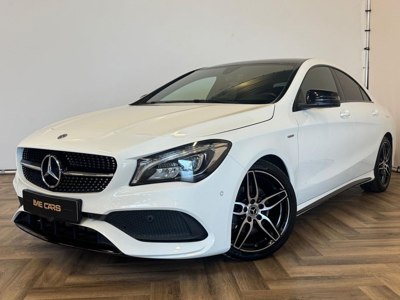 Mercedes-Benz CLA-Klasse - 200 Prestige| AUTOMAAT| PANO|INRUIL MOGELIJK - AutoWereld.nl