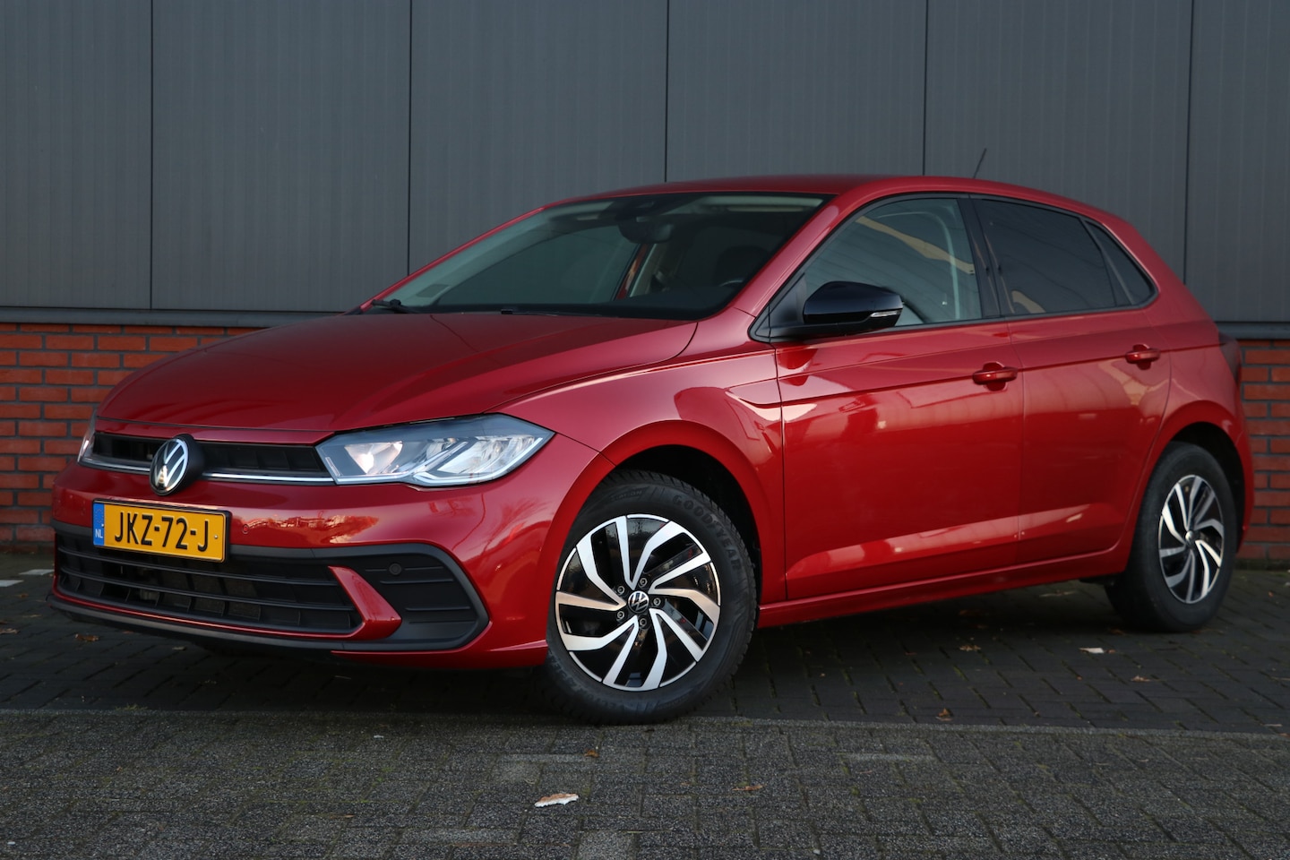 Volkswagen Polo - 1.0 TSI R-Line automaat | IQ drive | ACC - AutoWereld.nl