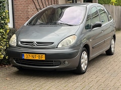 Citroën Xsara Picasso - 1.8i-16V Différence Airco/Cruise control