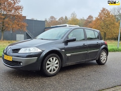 Renault Mégane - 1.6-16V Dynamique Comfort
