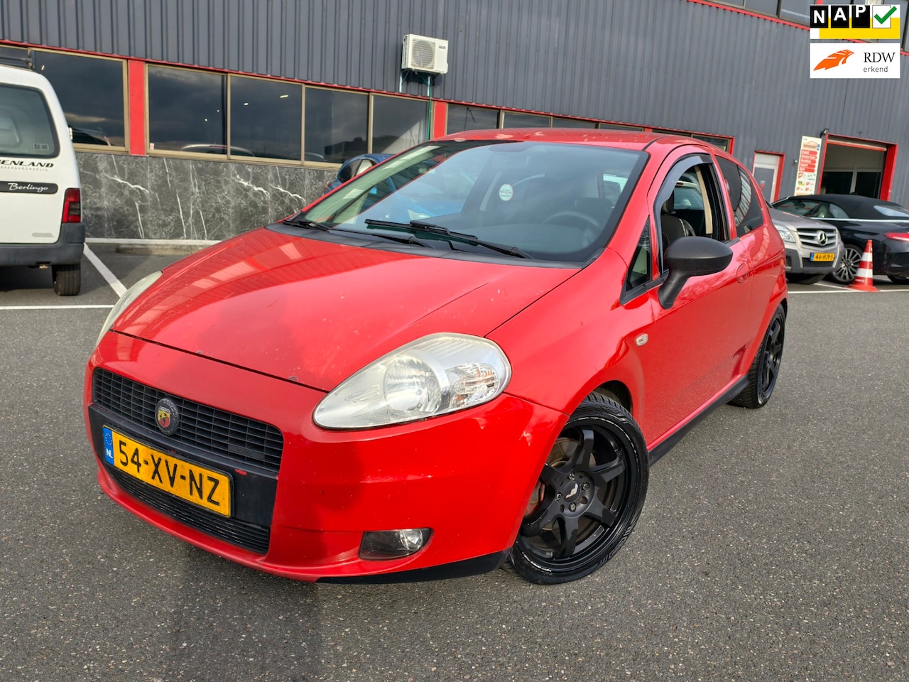 Fiat Grande Punto - 1.4-16V Sport 1.4-16V Sport - AutoWereld.nl