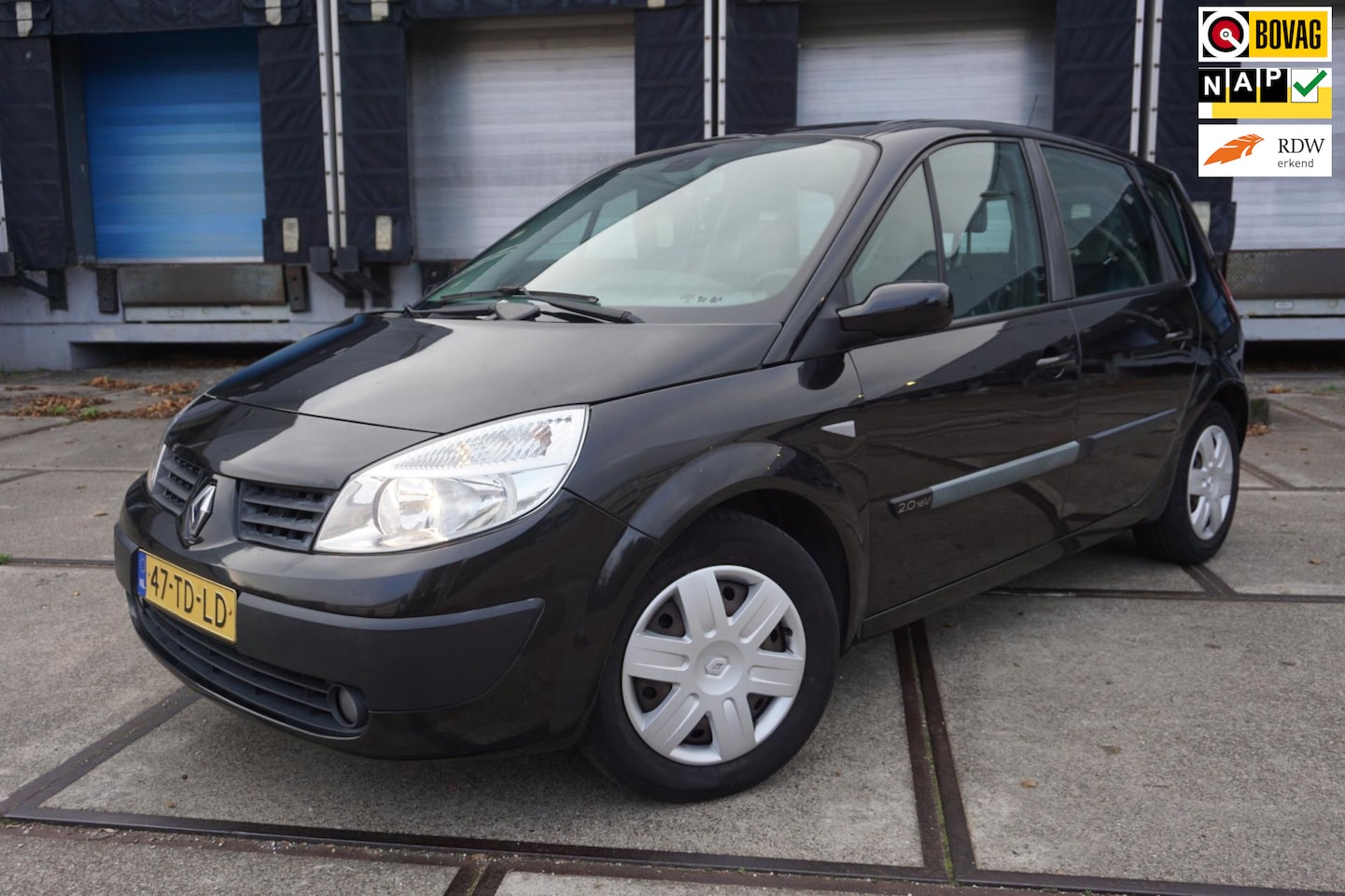 Renault Scénic - 2.0-16V Business Line * Airco * Cruise * - AutoWereld.nl
