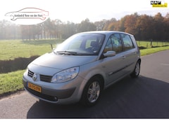 Renault Scénic - 2.0-16V Privilège Luxe