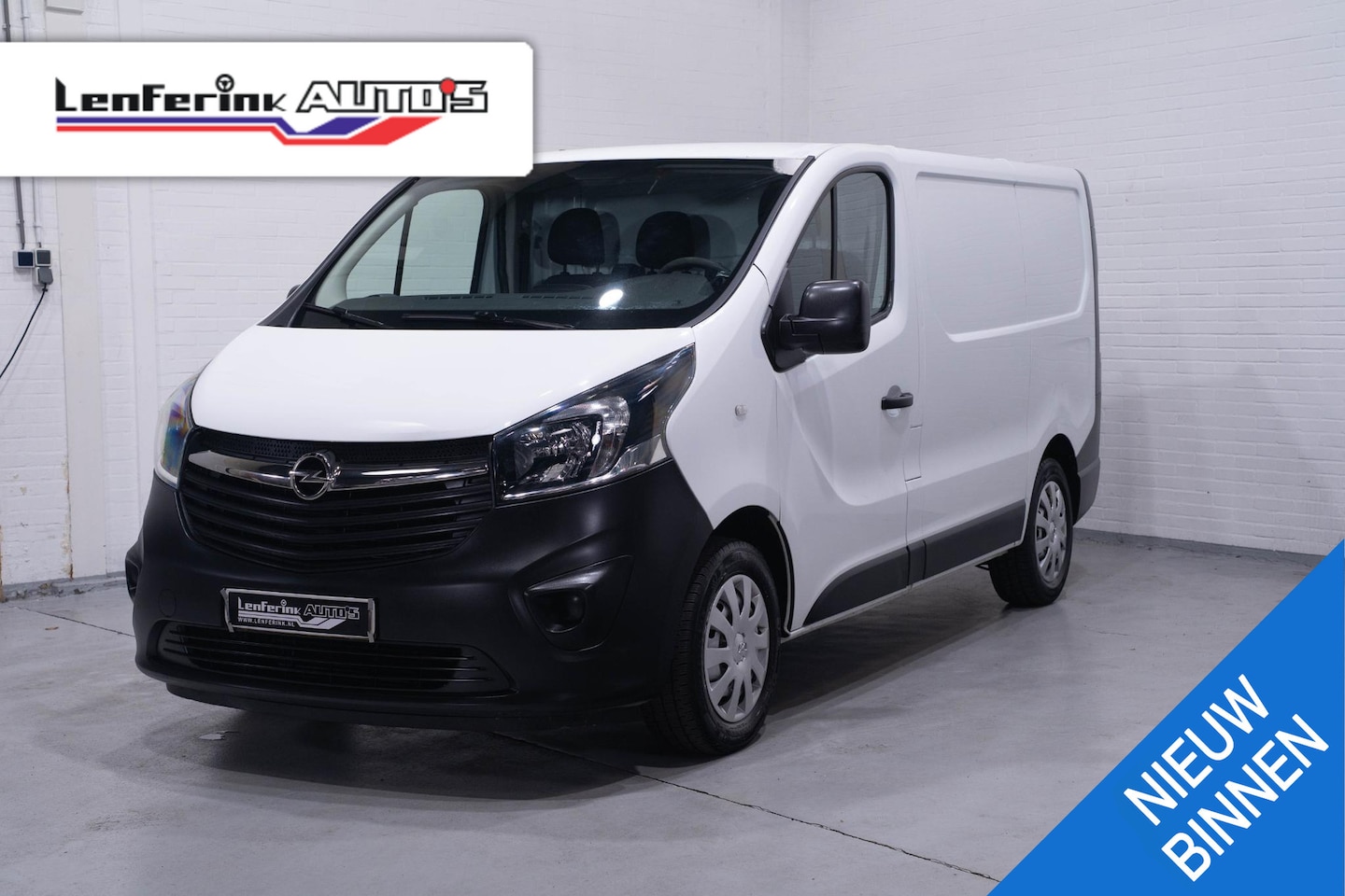 Opel Vivaro - 1.6 CDTI 120 pk L1H1 Edition Airco, Trekhaak APK 06-2026, Cruise Control, 3-Zits - AutoWereld.nl
