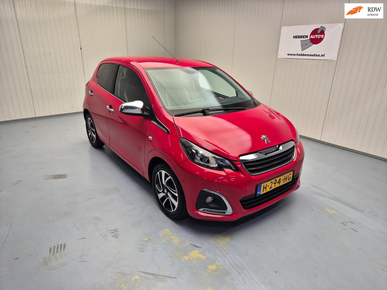 Peugeot 108 - 1.2 PureTech GT-line Camera Airco Cruise Control Alu Velgen - AutoWereld.nl