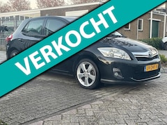 Toyota Auris - 1.8 Full Hybrid Dynamic Business-2'de eigenaar