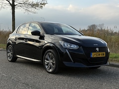 Peugeot e-208 - EV Allure 50 kWh |Camera|Clima| Orig.nl|Voorruit verw.|New service