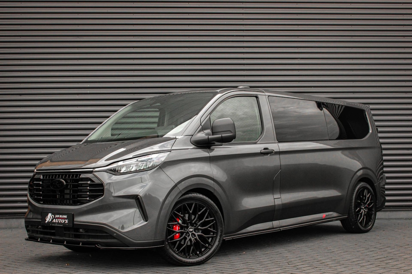 Ford Transit Custom - 2.0 TDCI L2H1 136PK DC / DUBBEL CABINE / JB- EDITION / APPLE CARPLAY / 5- ZITS /MY2024/ CA - AutoWereld.nl