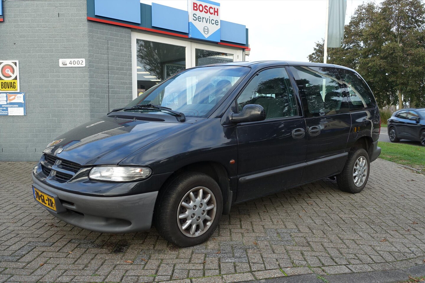 Chrysler Voyager - 2.4 I EERSTE EIGENAAR - AutoWereld.nl