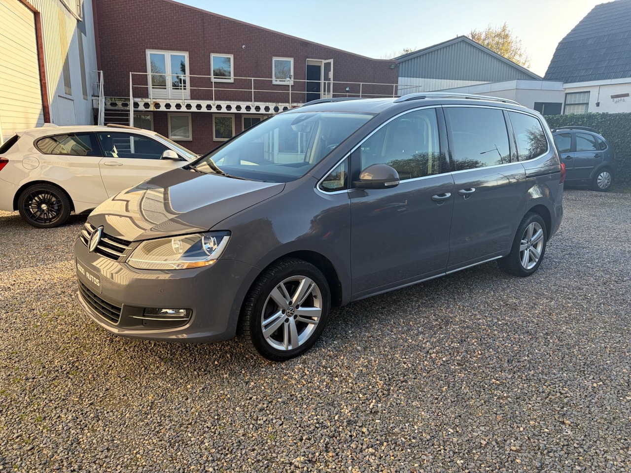 Volkswagen Sharan - 1.4 TSI Exclusive 7 zit pano 18900 Netto export - AutoWereld.nl