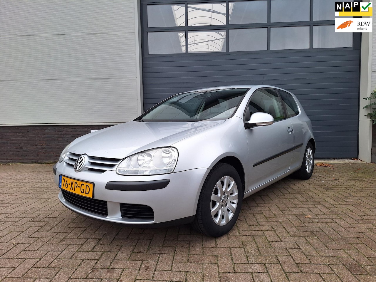 Volkswagen Golf - |1.6 FSI Comfortline | Airco | Leuke auto | Cruise control | - AutoWereld.nl
