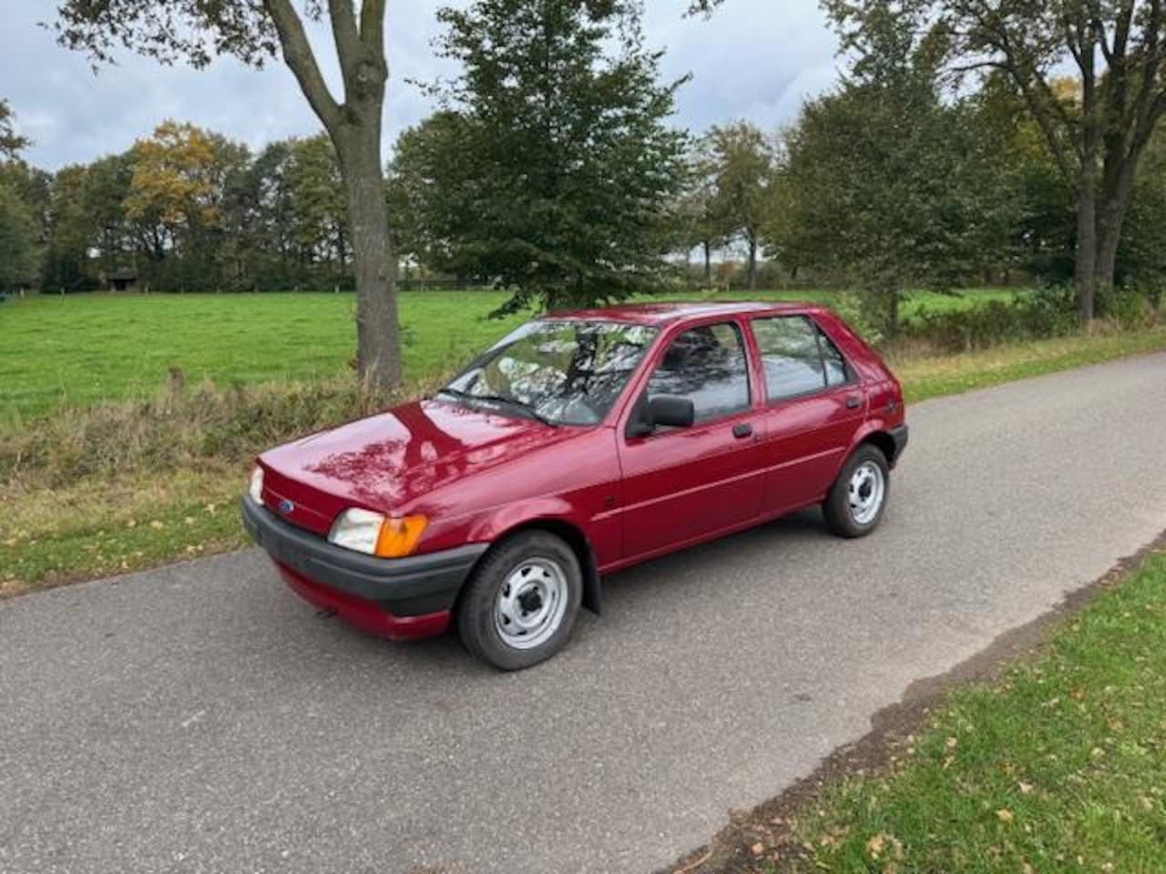 Ford Fiesta - 1.1 C 5 deurs / 1990 slechts 100dkm - AutoWereld.nl