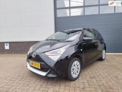 Toyota Aygo - | 1.0 VVT-i x-joy | Zeer lage kilometerstand | Bluetooth | Airco | Automaat |