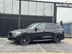 BMW X5 - XDrive45e High Executive - SKYLOUNGE - TV'S - 22'' - NACHTZICHT - NAPPALEER