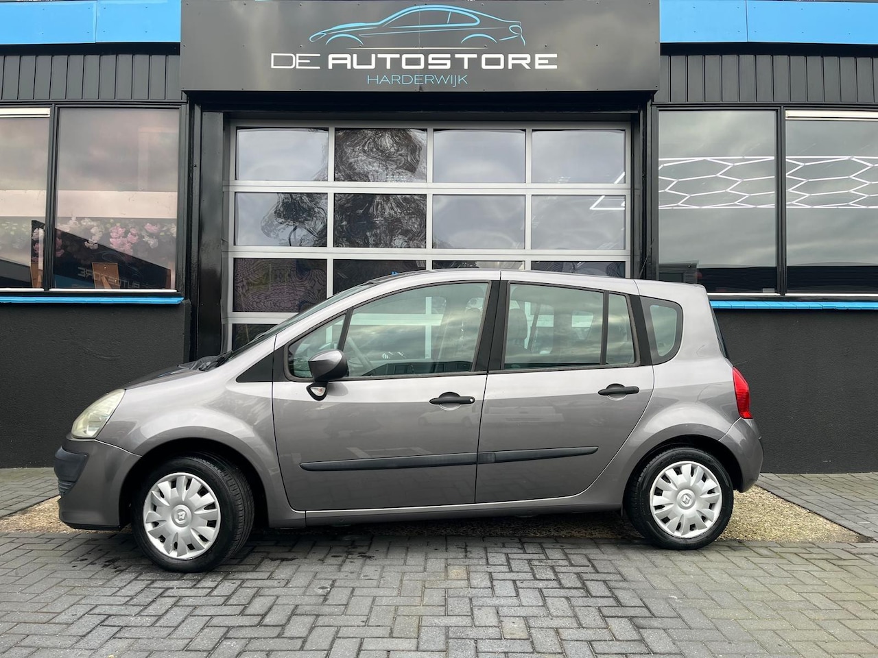 Renault Grand Modus - 1.2 TCE Expression Airco Trekhaak Leuke Auto !!! - AutoWereld.nl