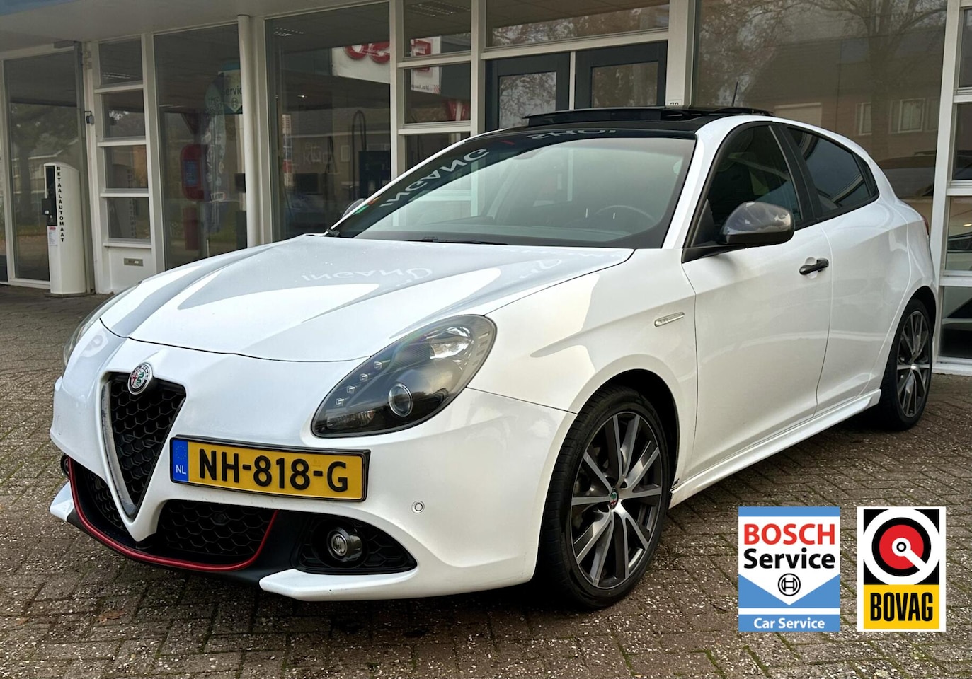 Alfa Romeo Giulietta - 1.6 JTDm Automaat, Pano, Leer, Pdc, LM.. - AutoWereld.nl