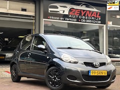 Toyota Aygo - 1.0 Automaat Carplay Camera Airco 5DRS
