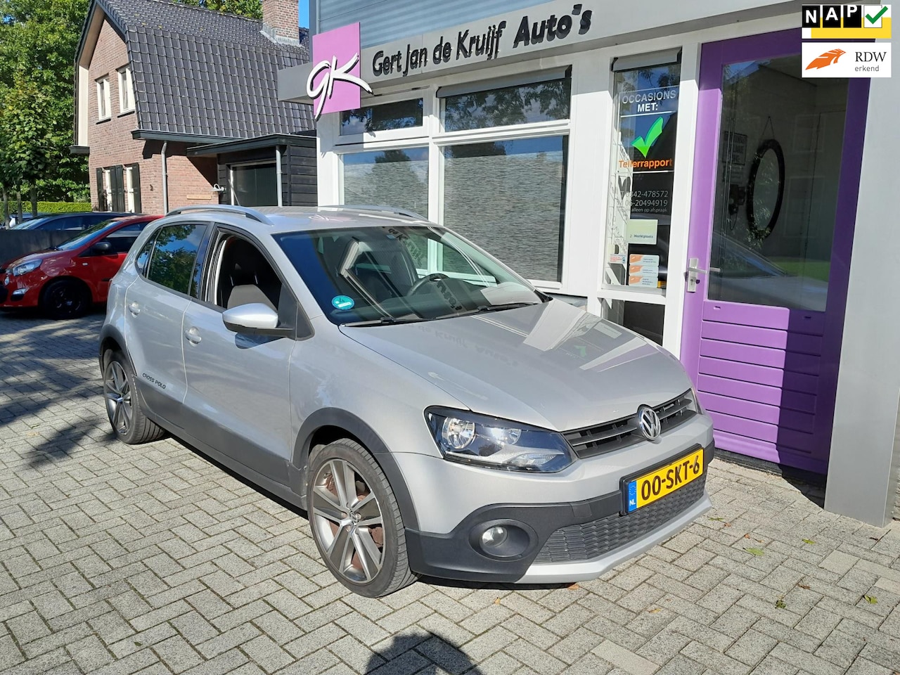 Volkswagen Polo - 1.2 TSI Cross NL Auto hoge instap ! - AutoWereld.nl