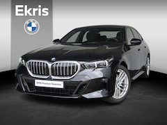 BMW 5-serie - Sedan 520i | M Sportpakket | Innovation Pack | Verwarmd Stuurwiel | Comfort Access | Panor