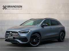 Mercedes-Benz GLA-Klasse - 250 4MATIC AMG Line -ACC-Pano-20"-Head up-Led-Trekhaak-Camera-Orig. mat grijs