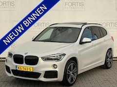 BMW X1 - xDrive20i M-Sport High Executive NL AUTO | CAMERA | LEDER | PANO | DEALER ONDERH