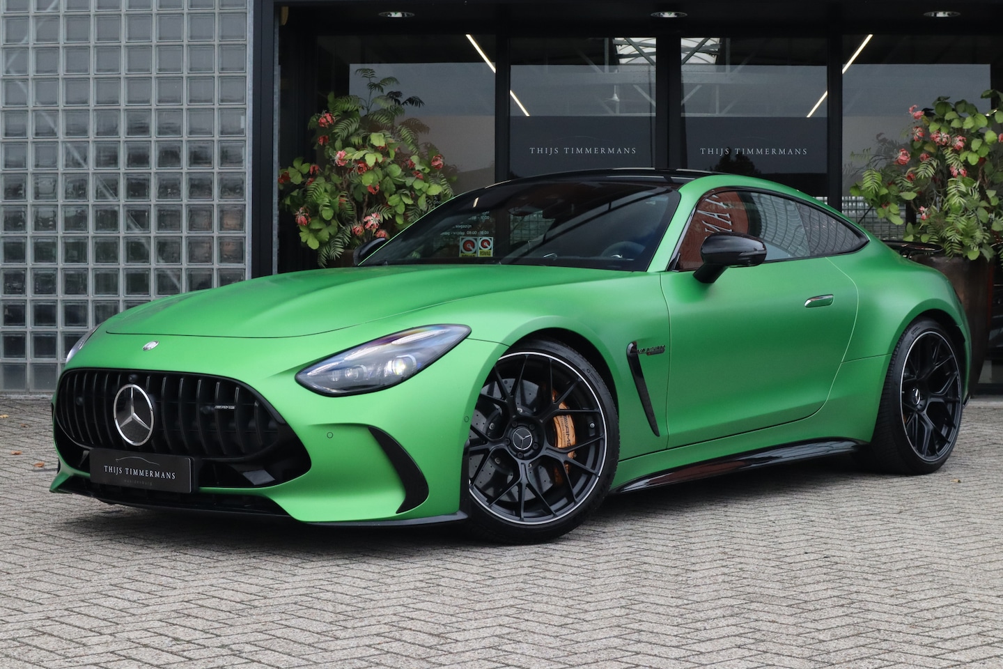 Mercedes-Benz AMG GT - 63 S E Performance | Manufaktur Green Hell Magno, Keramisch, Lift, Carbon interieur, Aerod - AutoWereld.nl