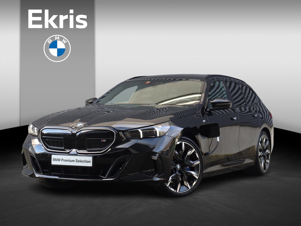 BMW 5-serie Touring - 550e xDrive | M Sportpakket Pro | Panodak | Driving Assistant Prof. | Bowers & Wilkins | T - AutoWereld.nl
