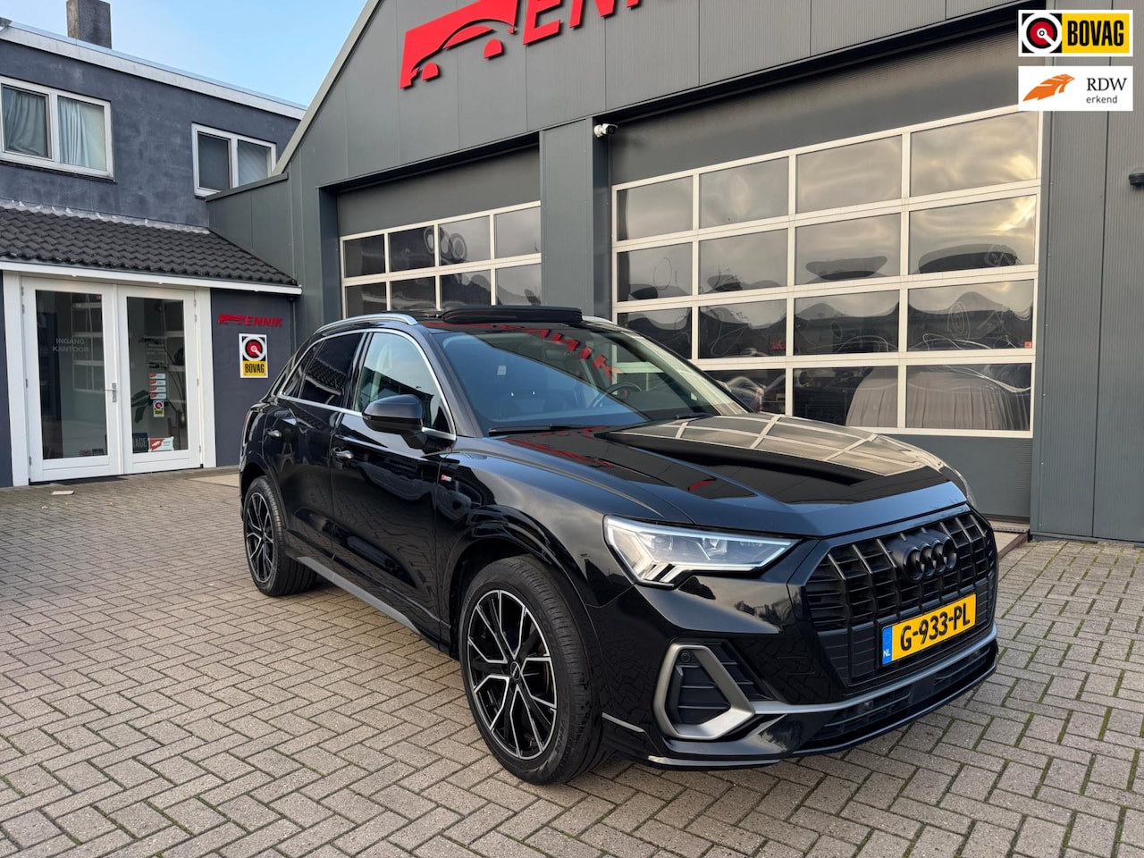 Audi Q3 - 35 TFSI S Line Pro Line / Pano / Virtual / Camera / Trekhaak . - AutoWereld.nl