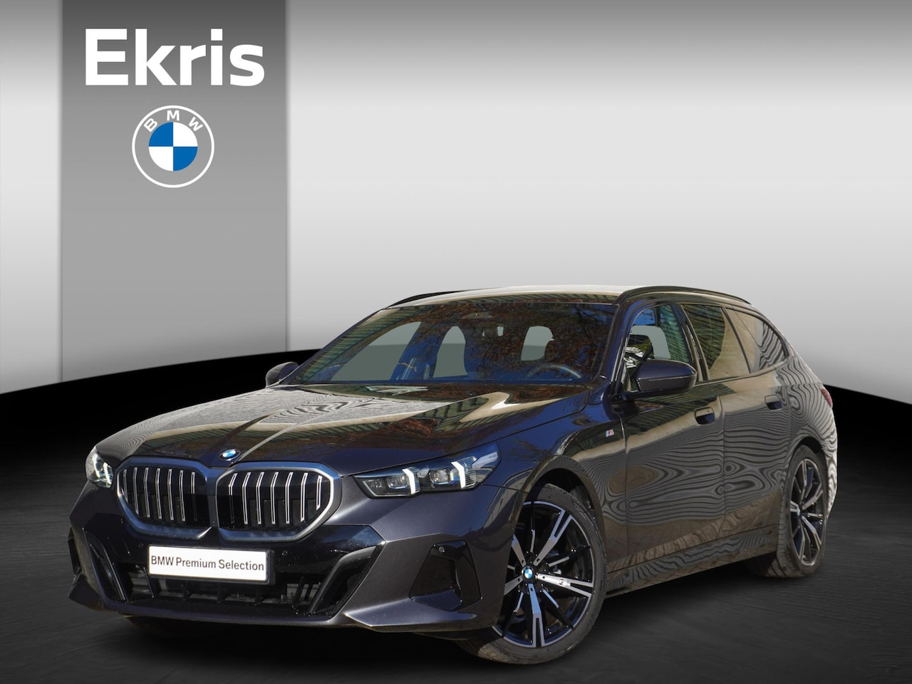 BMW 5-serie Touring - 520i M Sportpakket | 20 inch LM M Sterspaak | Driving Assistant Plus | Harman-Kardon sound - AutoWereld.nl