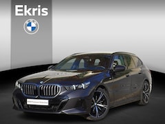 BMW 5-serie Touring - 520i M Sportpakket | 20 inch LM M Sterspaak | Driving Assistant Plus | Harman-Kardon sound