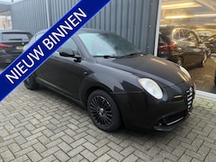 Alfa Romeo MiTo - 1.4 Distinctive / Nav / Lmv