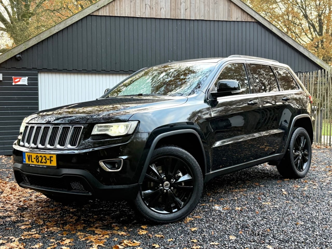 Jeep Grand Cherokee - 3.0 CRD Facelift 4x4 NL-Auto Marge - AutoWereld.nl