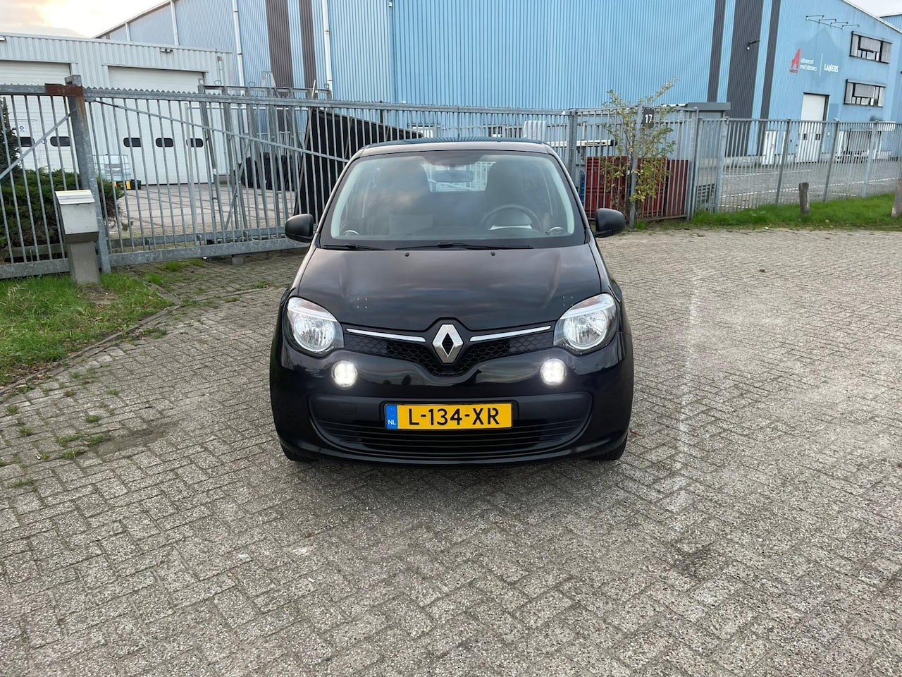 Renault Twingo - 1.0 SCe Expression 1.0 SCe Expression - AutoWereld.nl