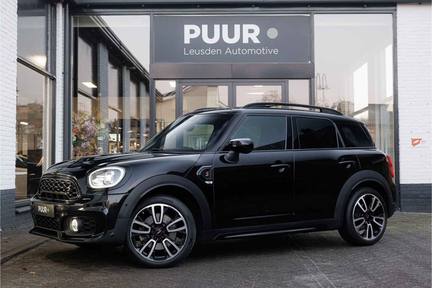 MINI Countryman - 2.0 Cooper S John Cooper Works Pano - Harman Kardon - Yours Leder - AutoWereld.nl